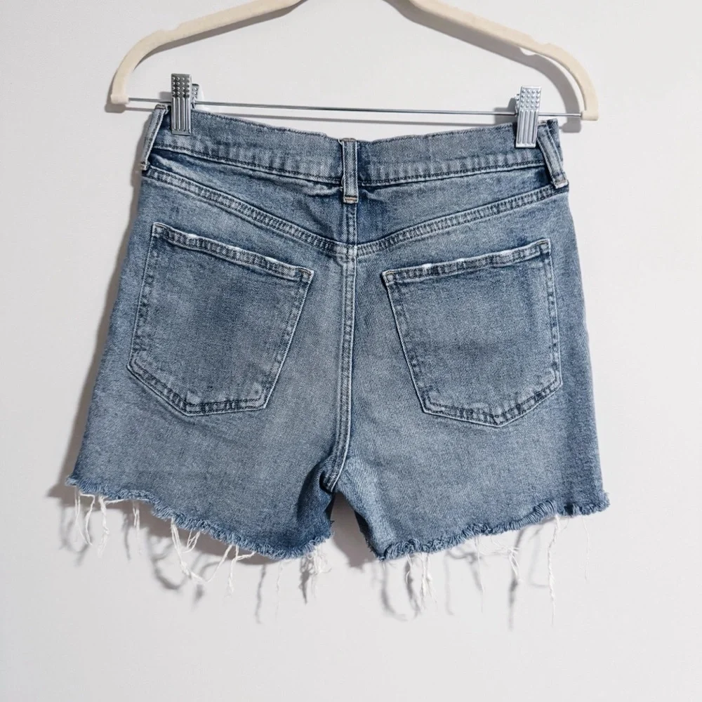 GAP - Medium Wash 5 Button Distressed Denim Shorts